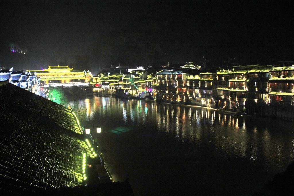 Fenghuang 1St Apartment Exteriér fotografie